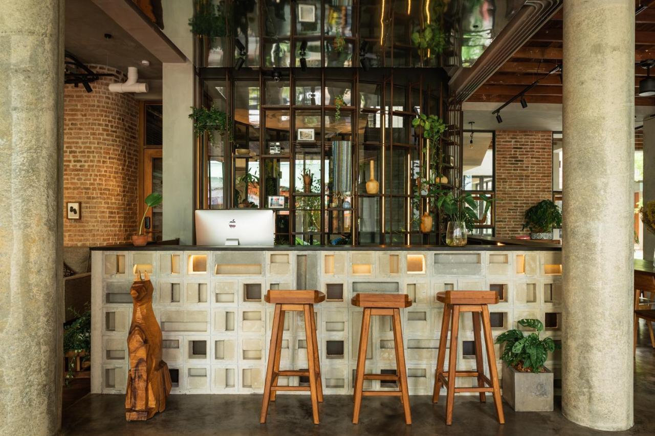 Tamni Hostel Банкок Екстериор снимка