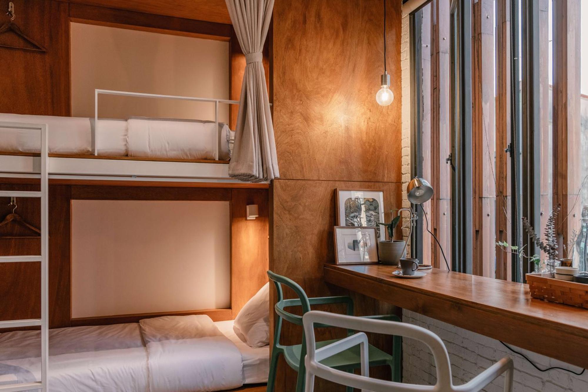Tamni Hostel Банкок Стая снимка