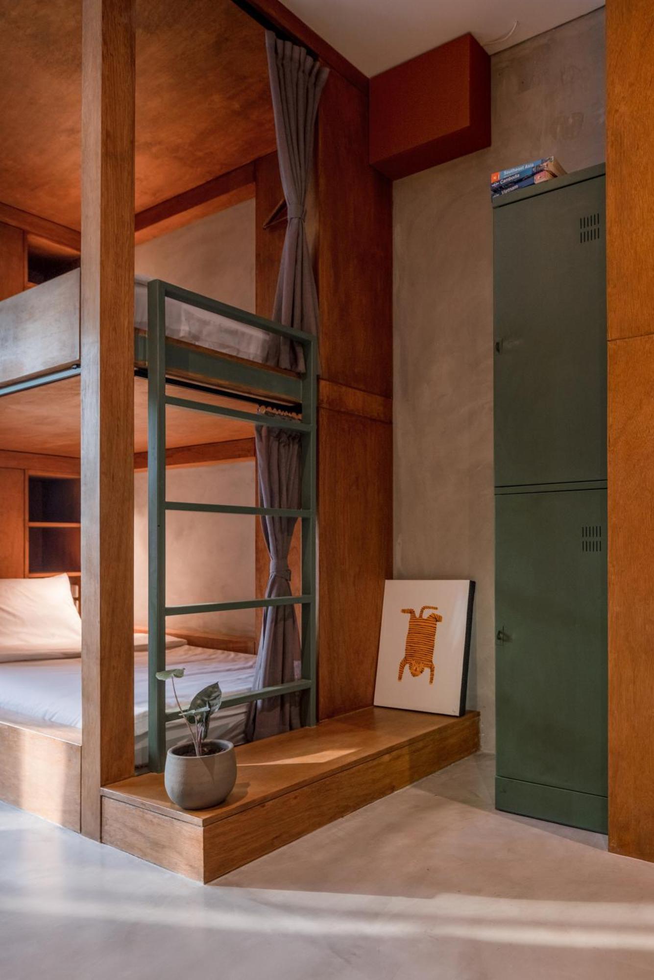 Tamni Hostel Банкок Стая снимка