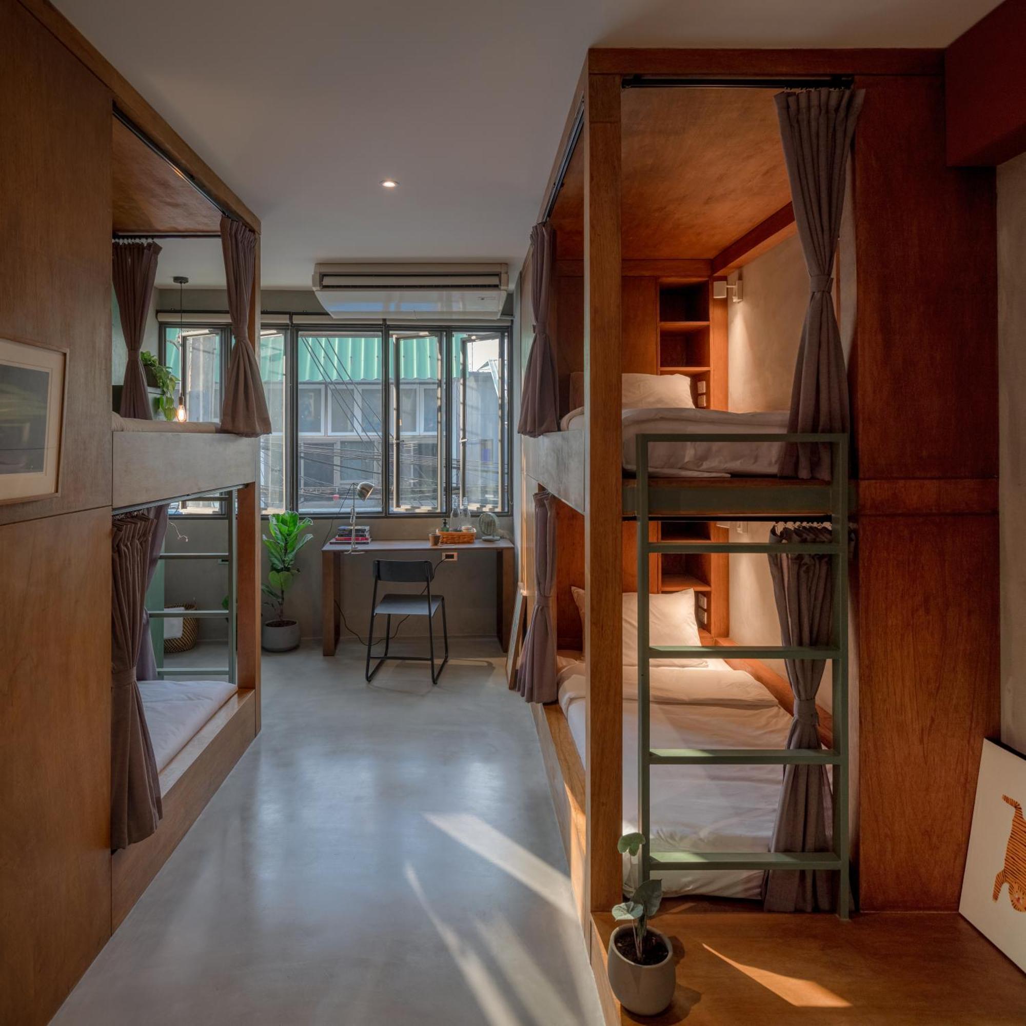 Tamni Hostel Банкок Стая снимка