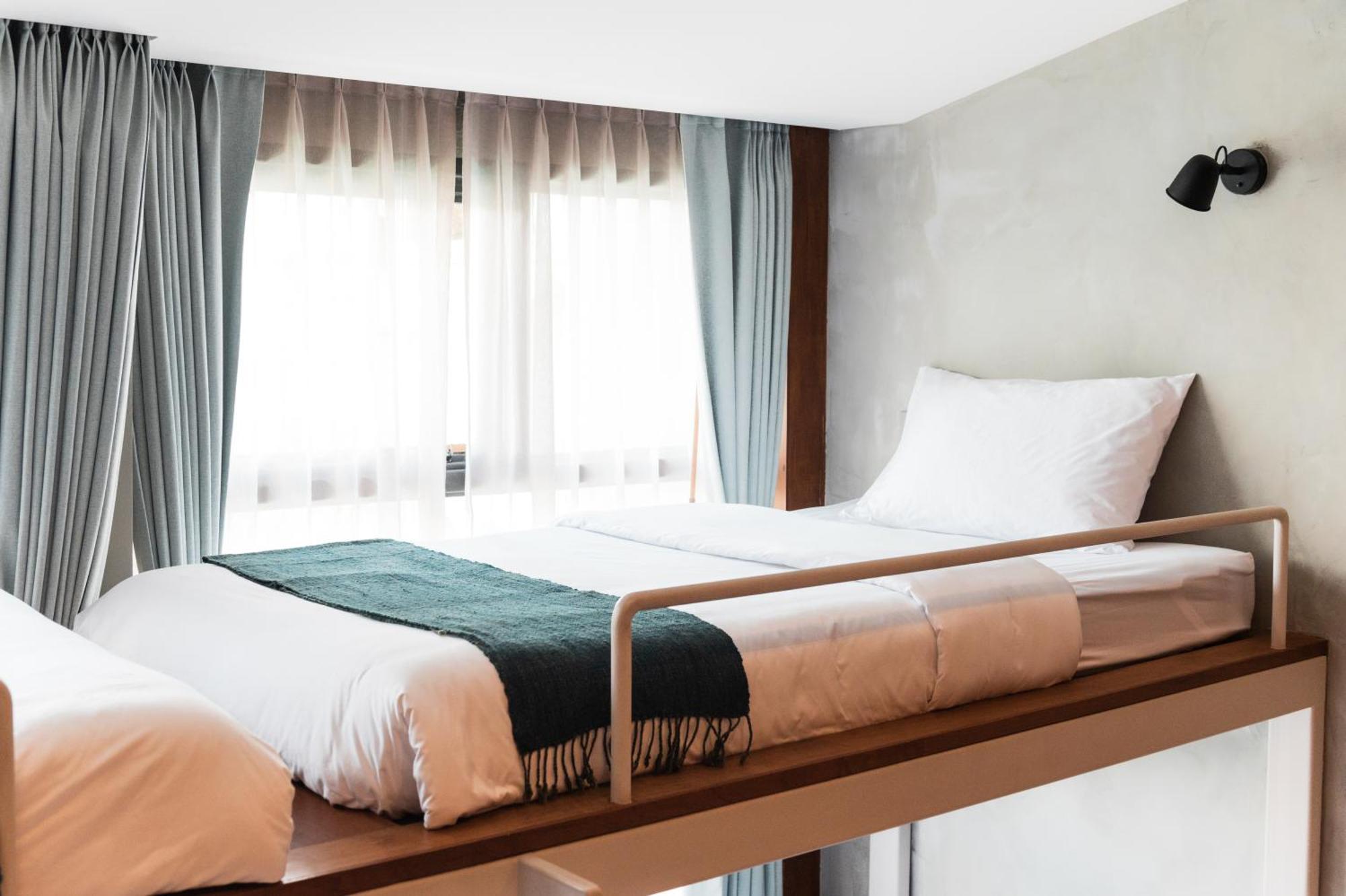 Tamni Hostel Банкок Стая снимка